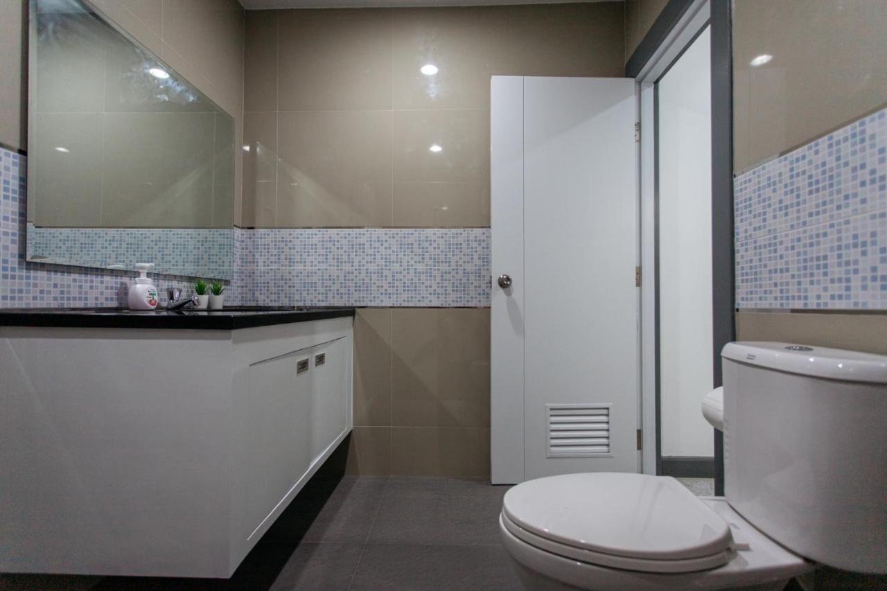 Estúdio Apartamento de 45m2 com 1 banheiro privativo em Silom Banguecoque Exterior foto